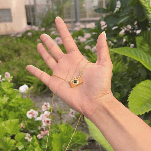 VividAura™ Eternal Love Projection Pendant